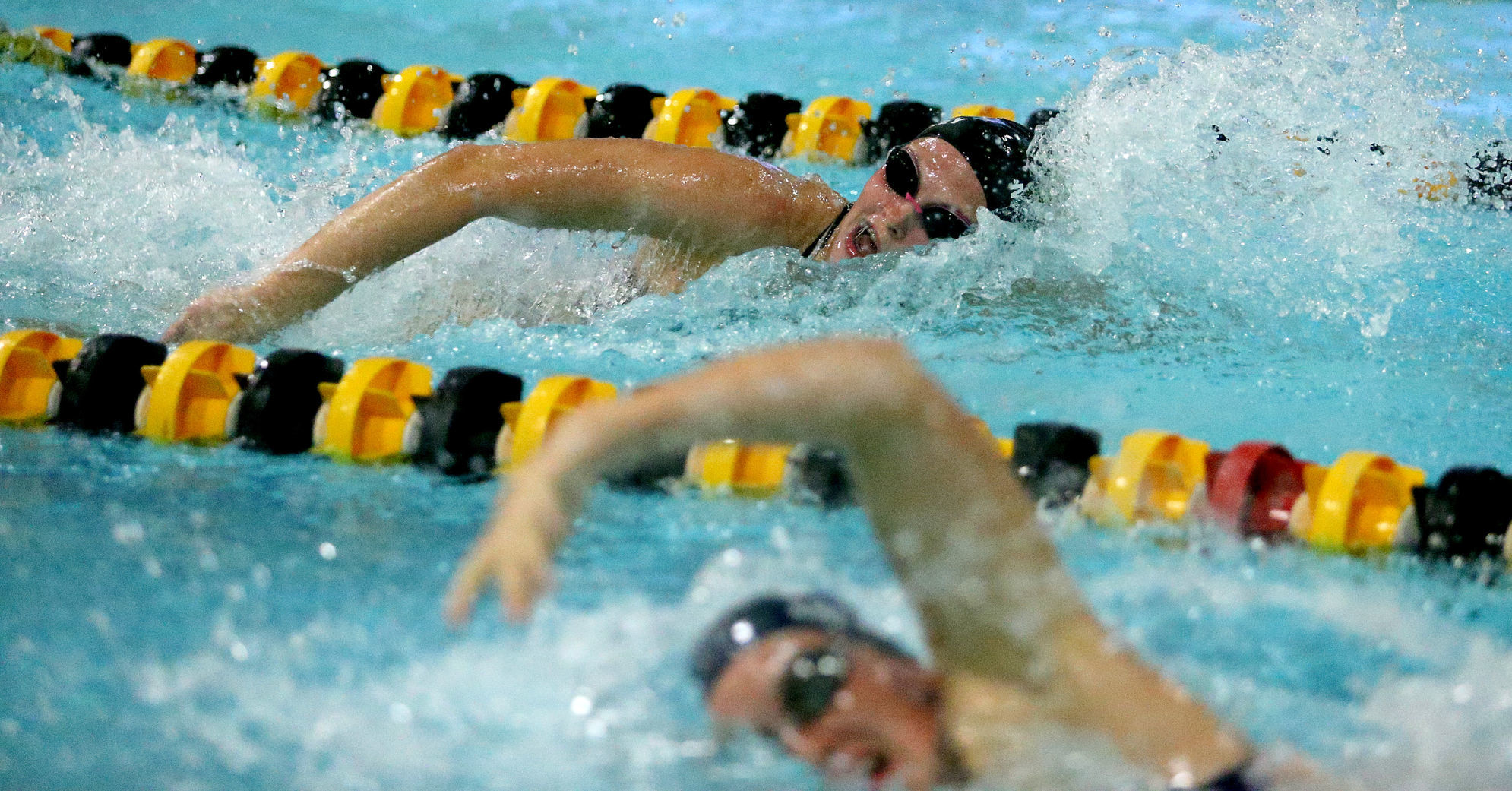 100218-Bett-PV-Swimming-007